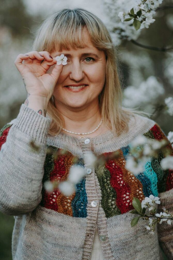 Season Of Stitches Laine Publishing Justyna Lorkowska wzory