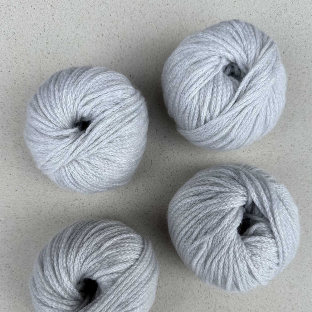 Delizia Hat wzór na druty z włóczką