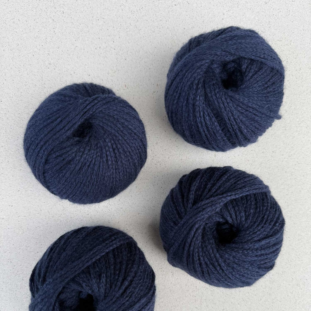 Delizia Hat wzór na druty z włóczką