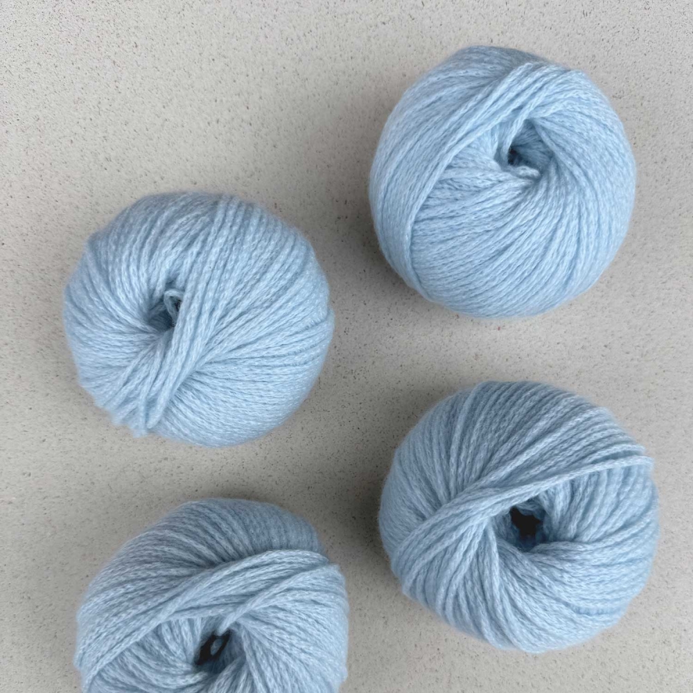 Delizia Hat wzór na druty z włóczką