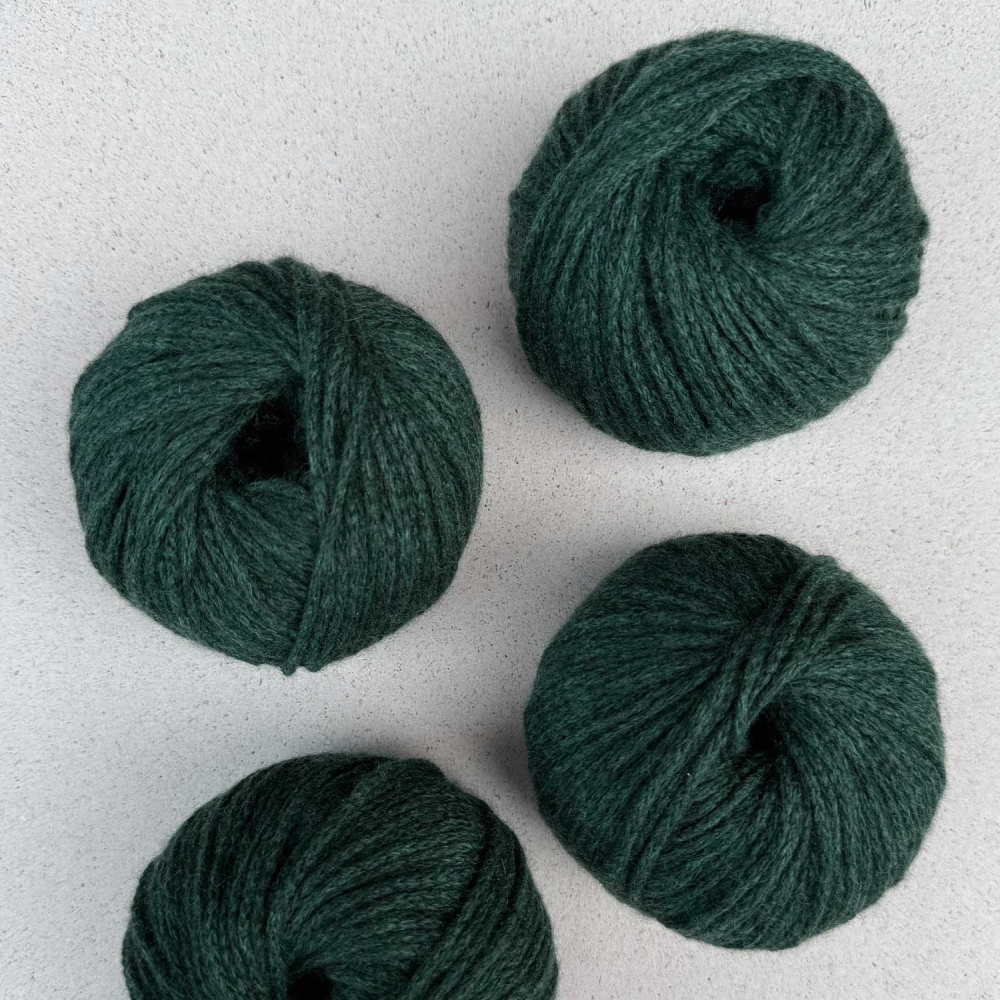 Delizia Hat wzór na druty z włóczką