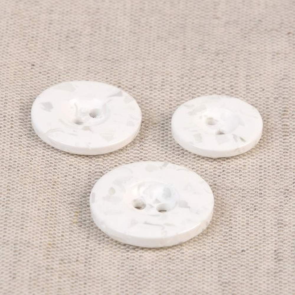 Guziki z recyklingowanych butelek 1 szt.