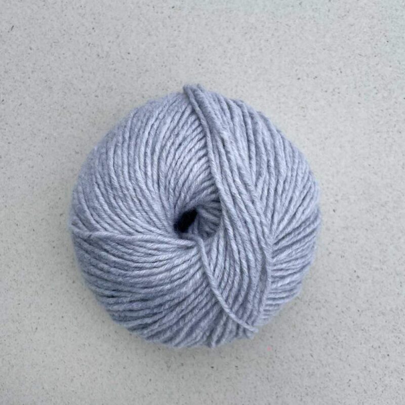 Sophie Hood PetiteKnit zestaw wzór z włóczką Cashmere Charis