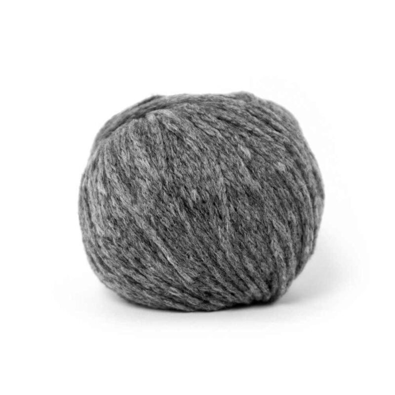 Domino Cowl wzór z włóczką