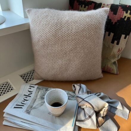 PetiteKnit Honey Pillow wzór dziewiarski
