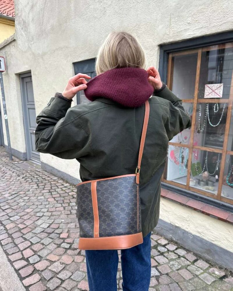 Sophie Hood PetiteKnit zestaw wzór z włóczką Cashmere Charis