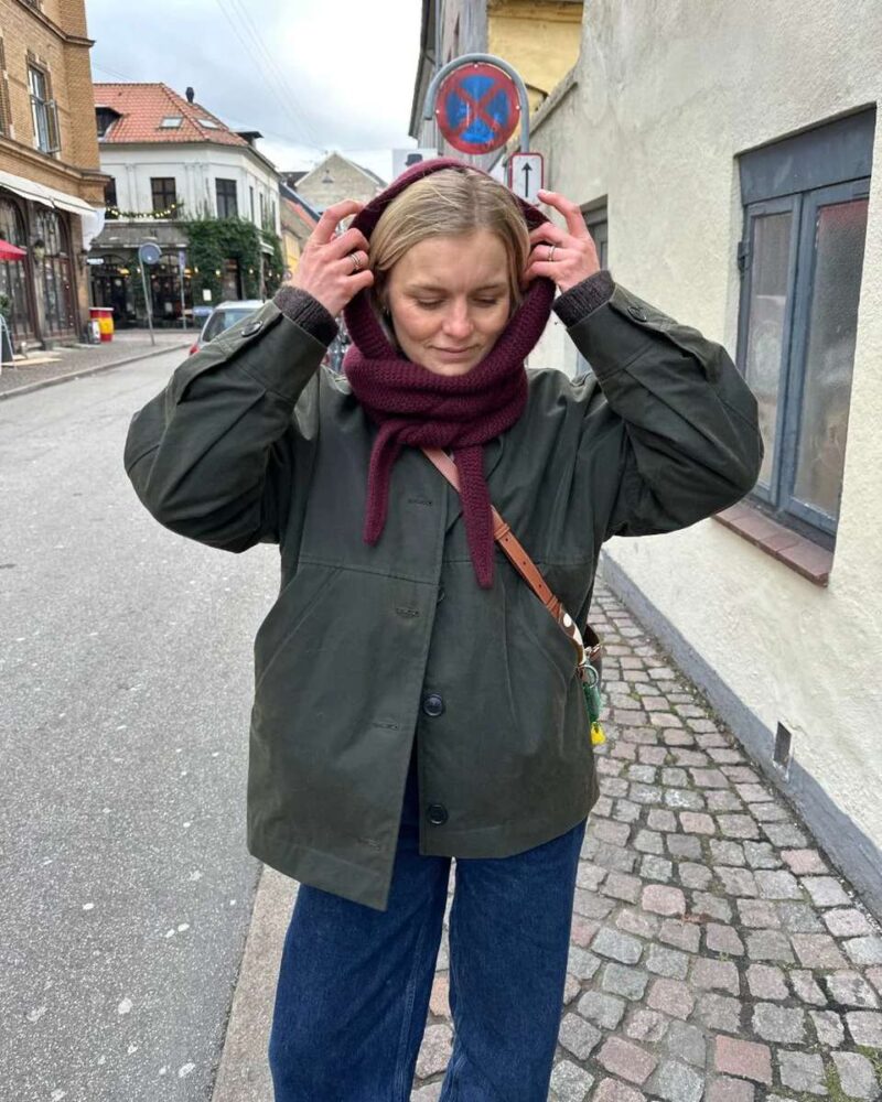 Sophie Hood PetiteKnit zestaw wzór z włóczką Cashmere Charis