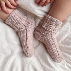 PetiteKnit Sunday Socks Junior wzór dziewiarski