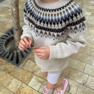 PetiteKnit wzory Celeste Sweater Junior