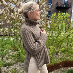PetiteKnit wzory Hazel Sweater