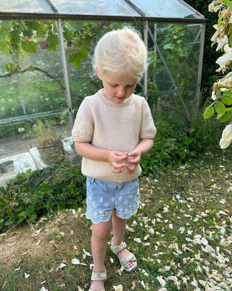 PetiteKnit wzory Poppy Tee Junior