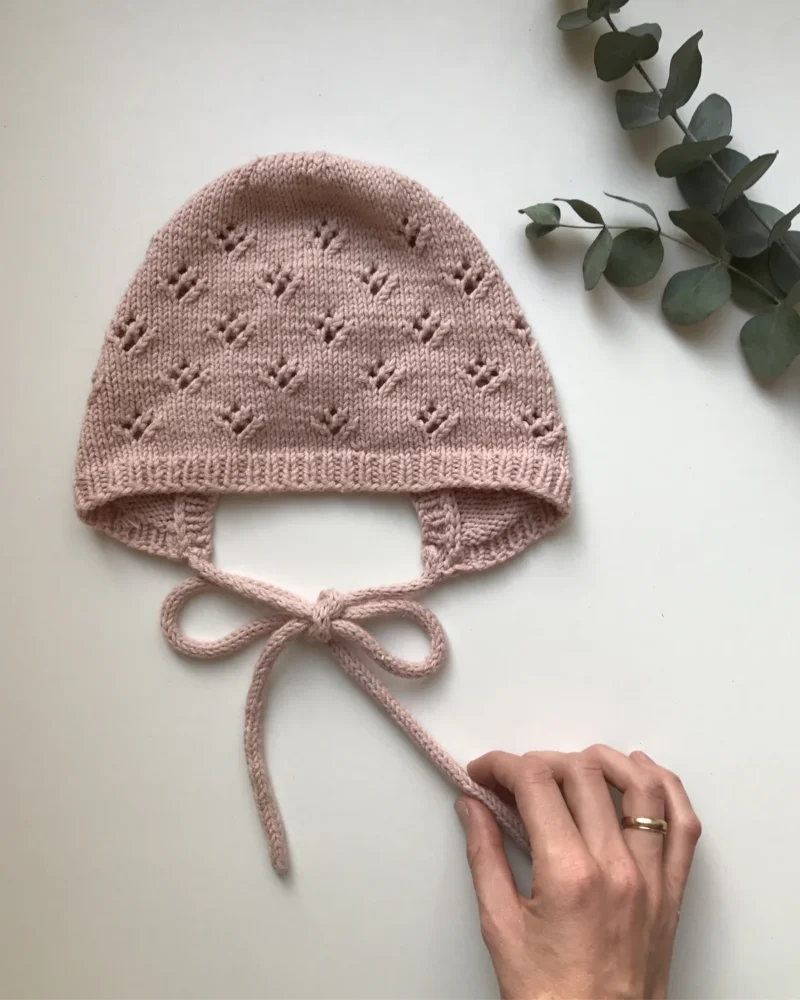 PetiteKnit wzory Rigmor Bonnet