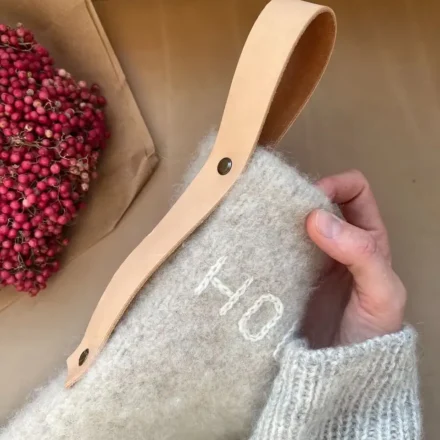 PetiteKnit skórzany pasek do świątecznej skarpety