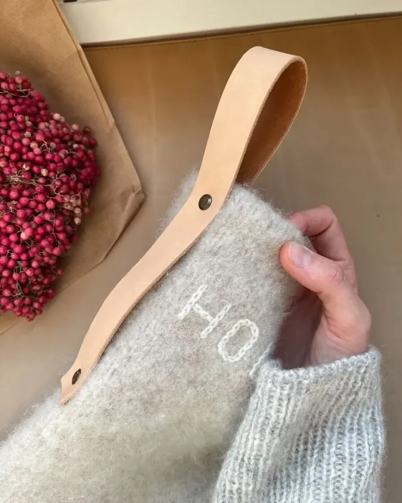 PetiteKnit skórzany pasek do świątecznej skarpety