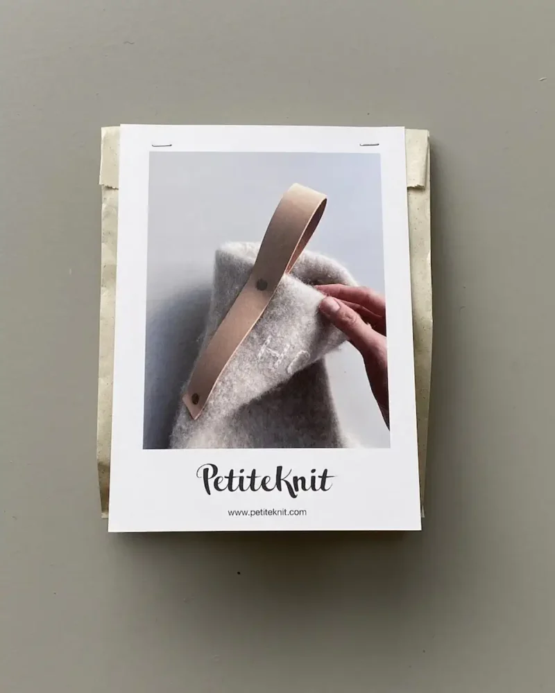 PetiteKnit skórzany pasek do świątecznej skarpety