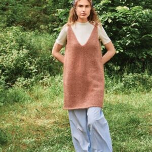 Meadow Dress 2507-09 wzór na druty z włóczką