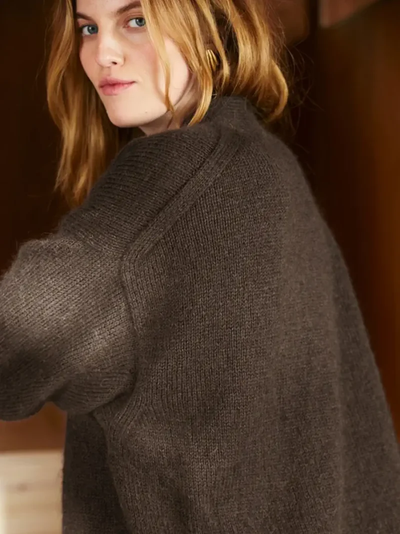 Agnes Cardigan 2409-10 wzór na druty z włóczką