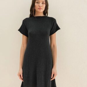 Milly Dress 2504-07 wzór na druty z włóczką Alpakka Silke