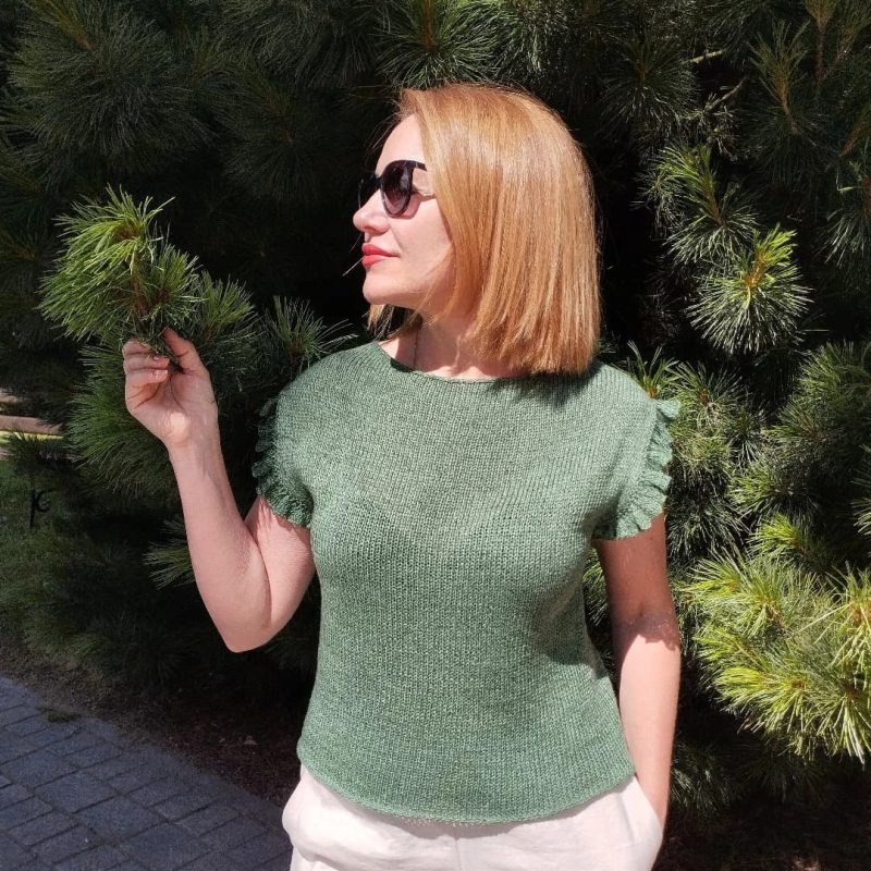 Bluzka Forest wzór na druty z włóczką Trio 1 i Trio 2 marki Isager