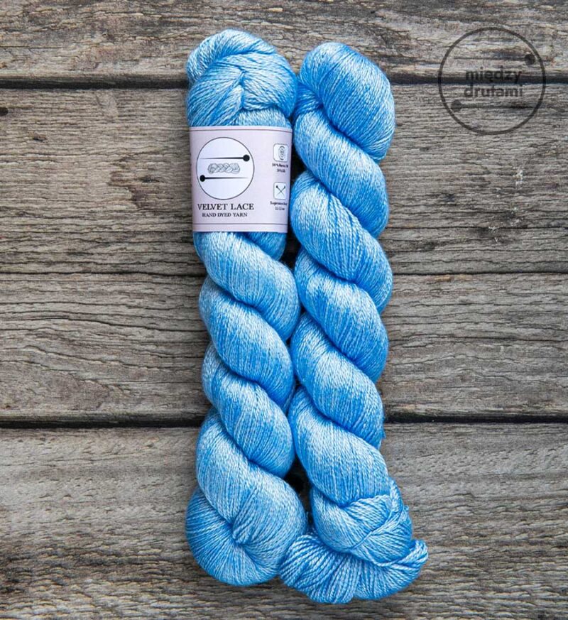 Włóczka z jedwabiem Velvet Lace