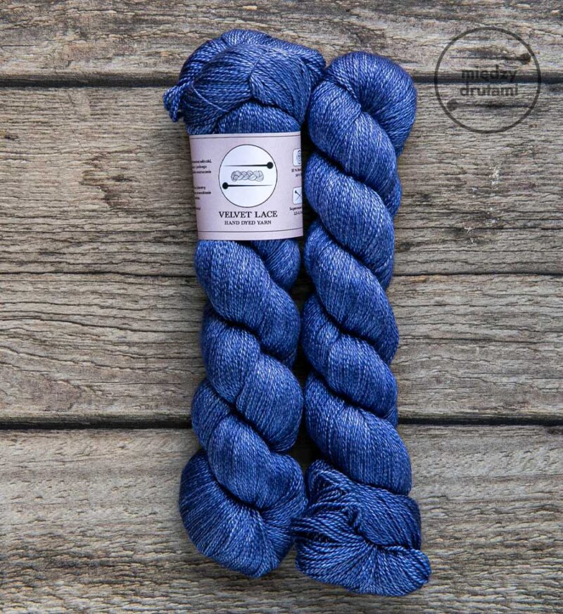 Włóczka z jedwabiem Velvet Lace