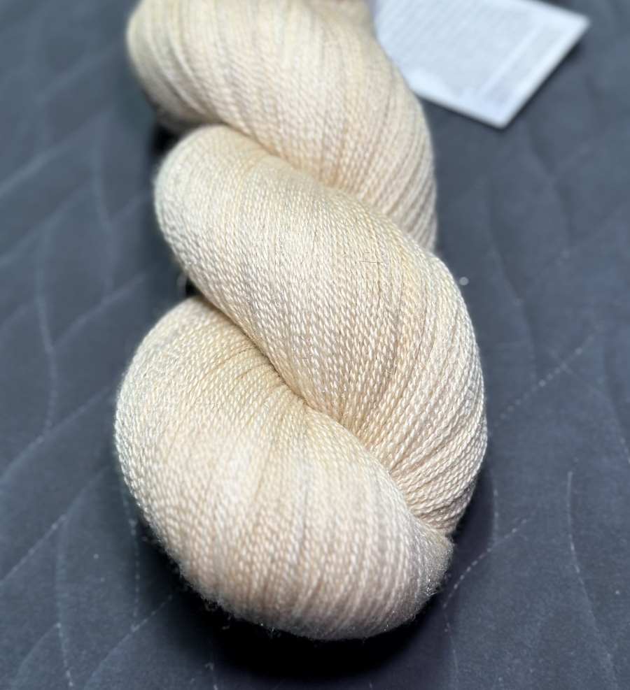 Włóczka Diamonds Lux Lace Woollala