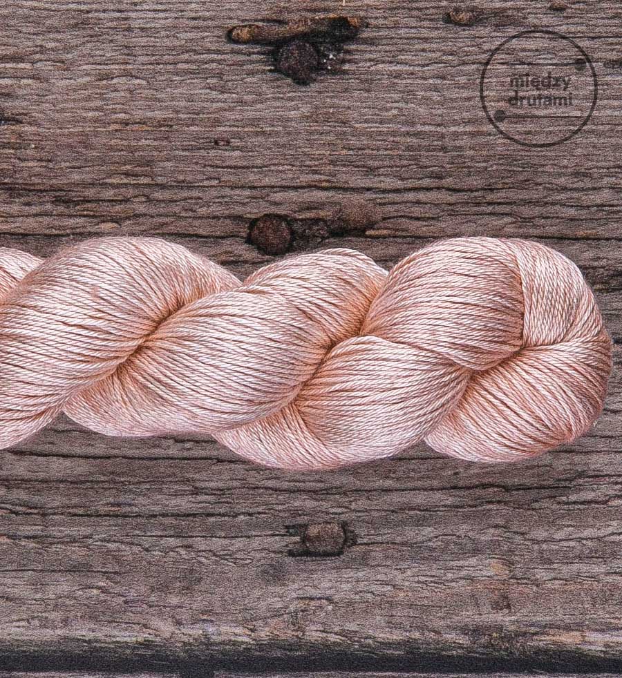 Włóczka Pure Silk Desert Sand Beige Woollala